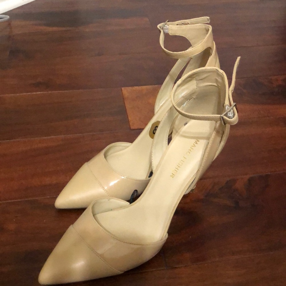 Marc Fisher Off-white Cream Heels